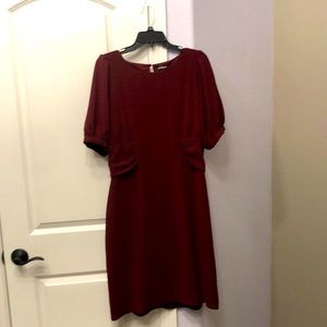 Round neck dress